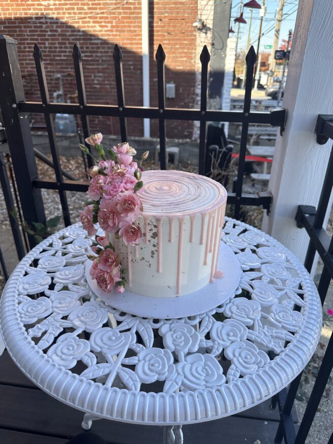 Gold Splashed Floral Drip Cake