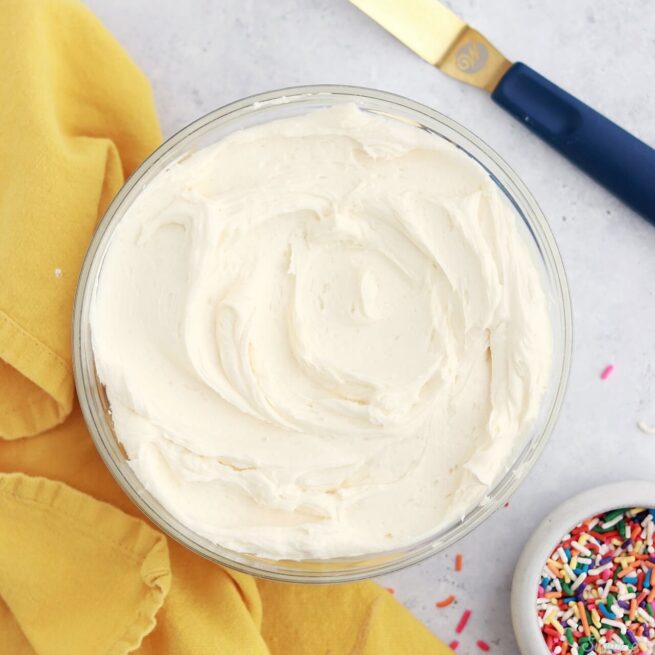 Buttercream 101 : A Workshop at Bae's Baekery